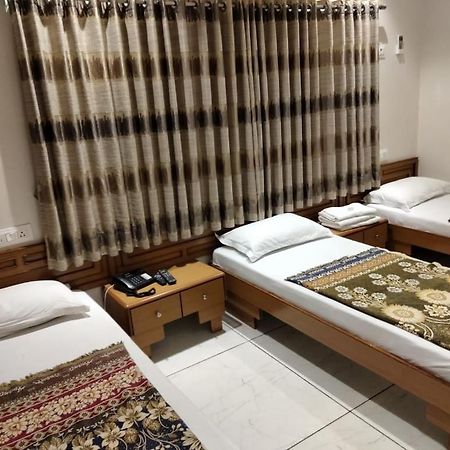 Hotel Ankit Virpur Kültér fotó