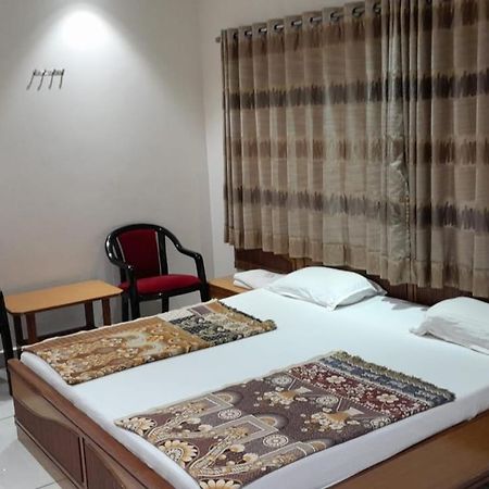 Hotel Ankit Virpur Kültér fotó