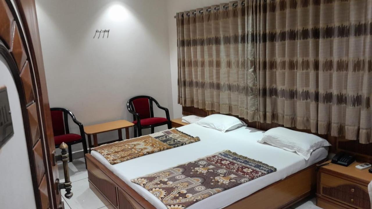 Hotel Ankit Virpur Kültér fotó