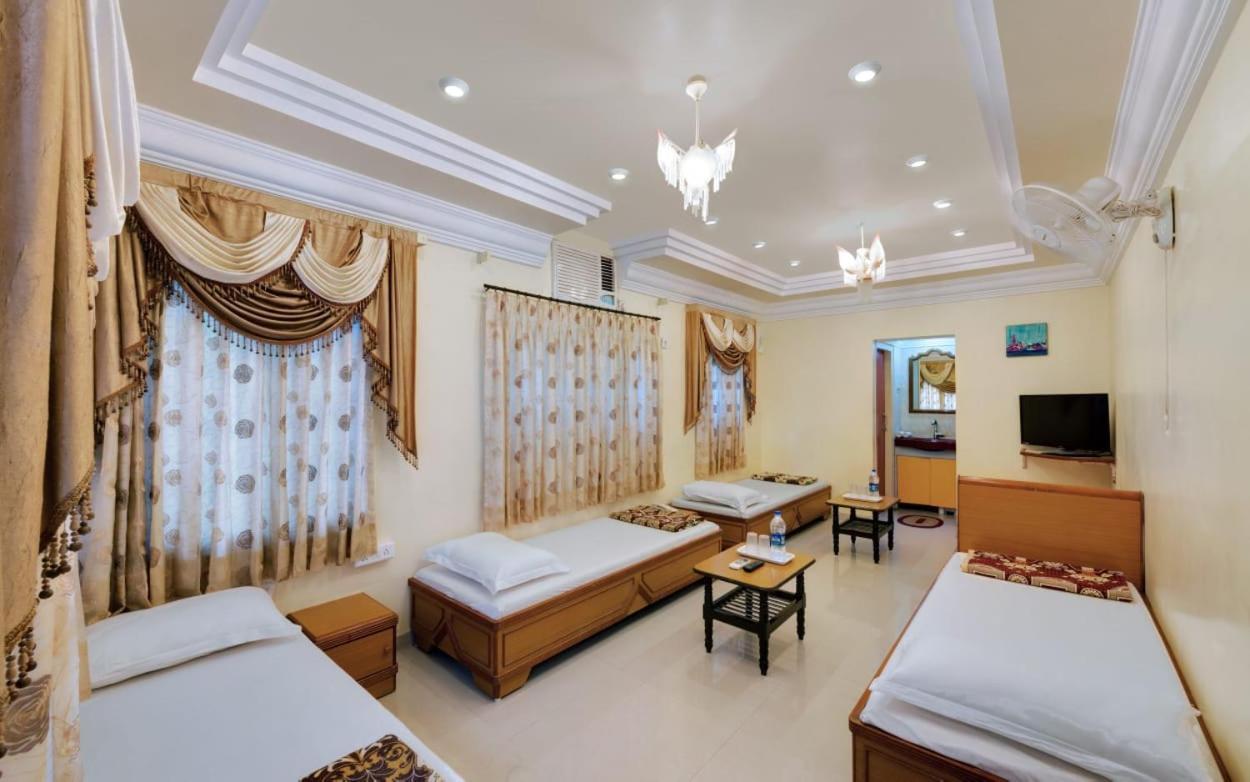 Hotel Ankit Virpur Kültér fotó