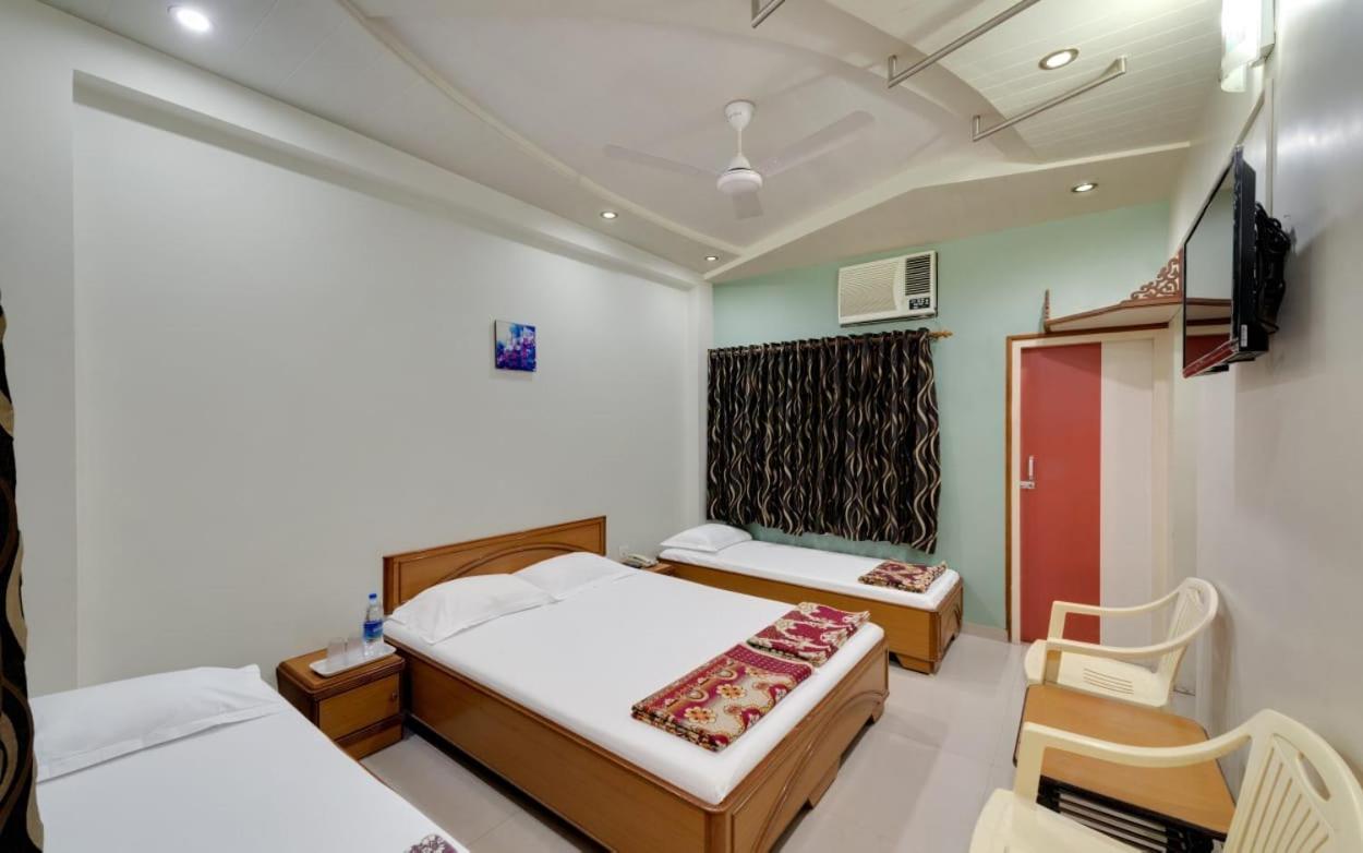 Hotel Ankit Virpur Kültér fotó